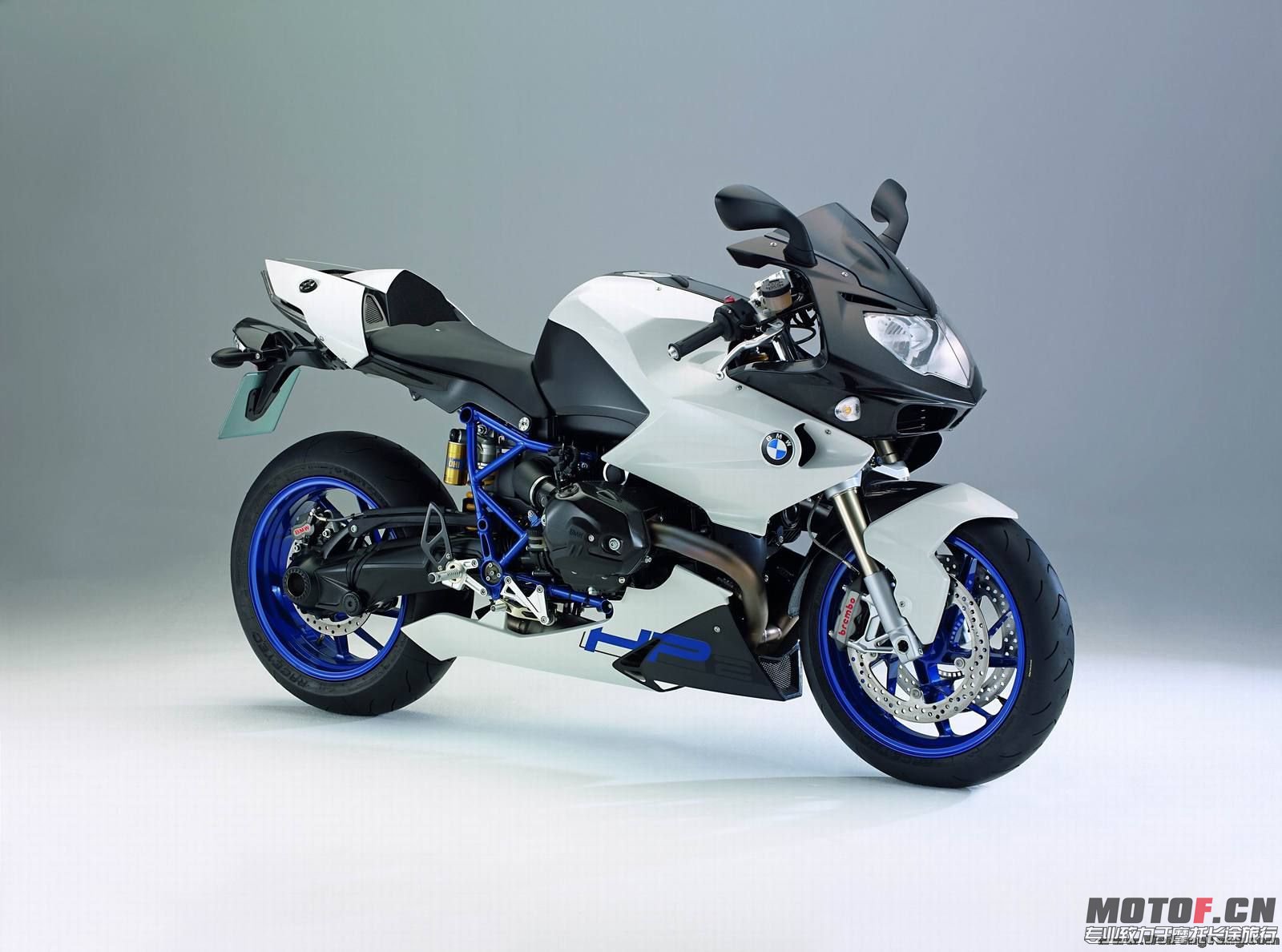 bmw-hp2-sport-14_1600x0w[1].jpg