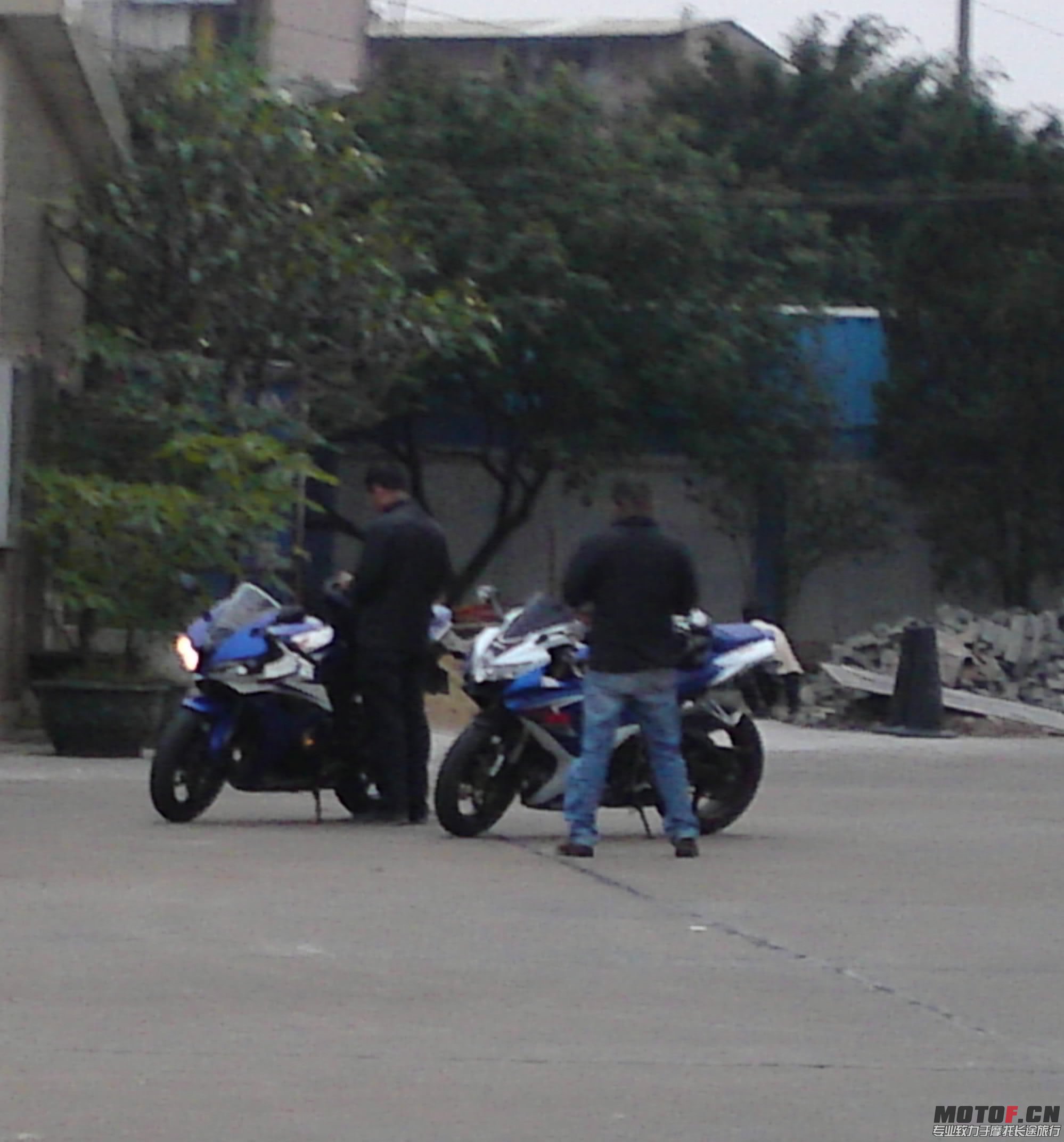 20130422348-001.jpg