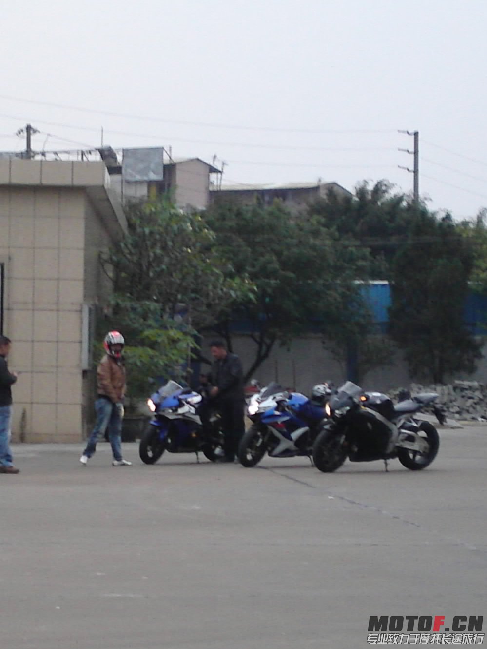 20130422351-001.jpg