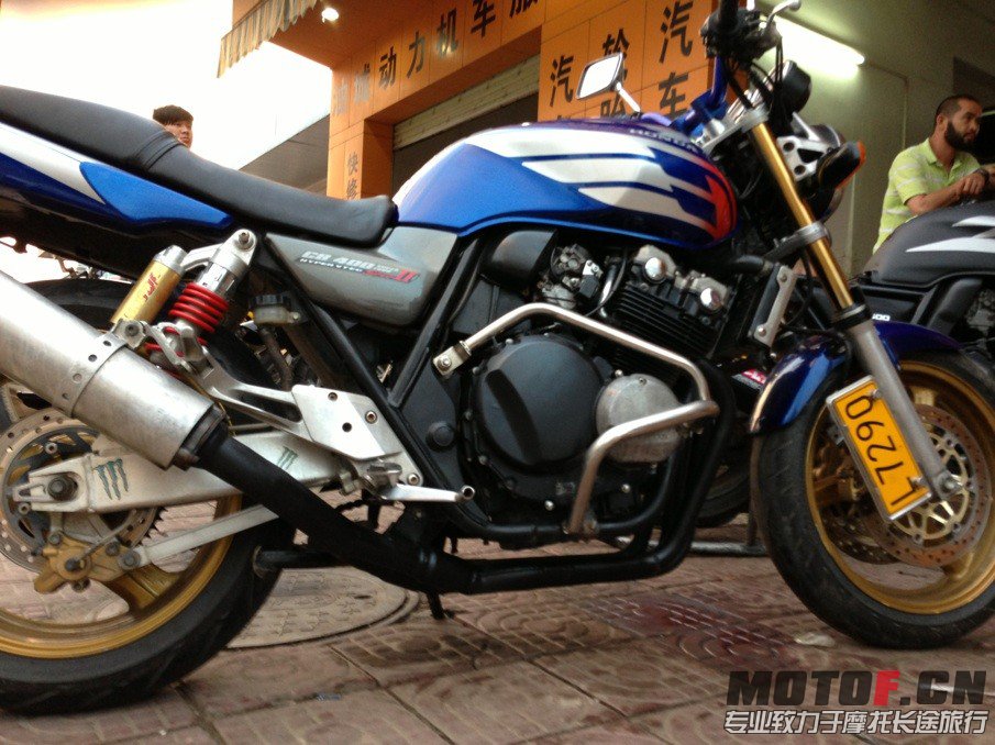 140001th3uqxj67pnn6e6q.jpg