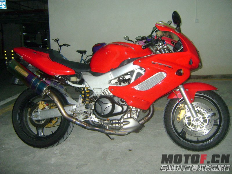 100363aqf8fd.jpg