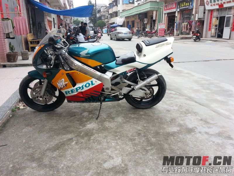 151910cm4m3pmaacz23m2m[1].jpg