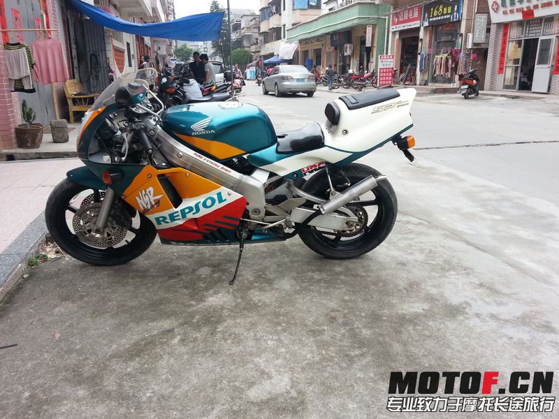 151910cm4m3pmaacz23m2m[1].jpg