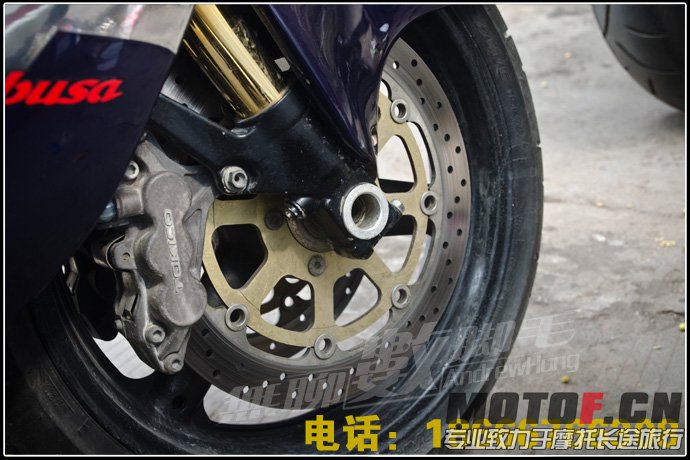 前碟刹右.jpg