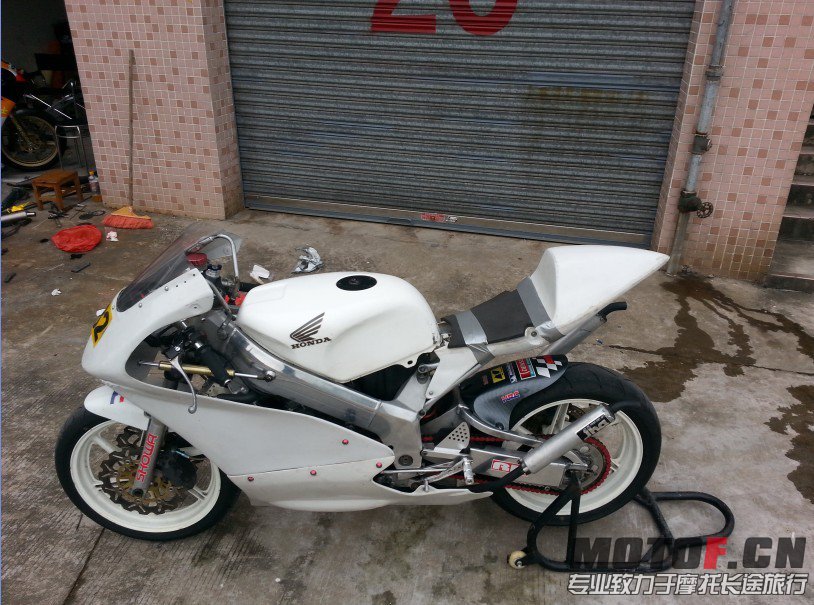呵呵，感觉像GP250