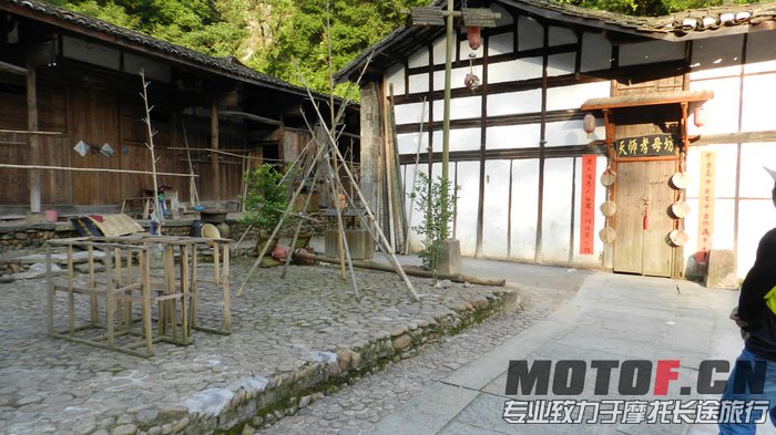张天师的母亲屋