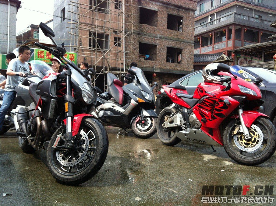 QQ图片20130520161721.jpg