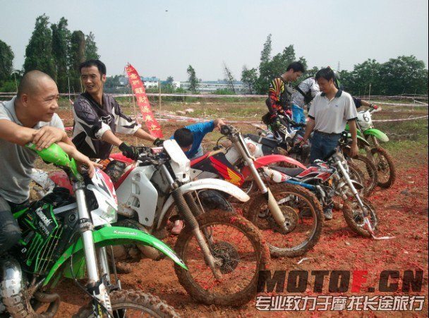 QQ图片20130521104058.jpg