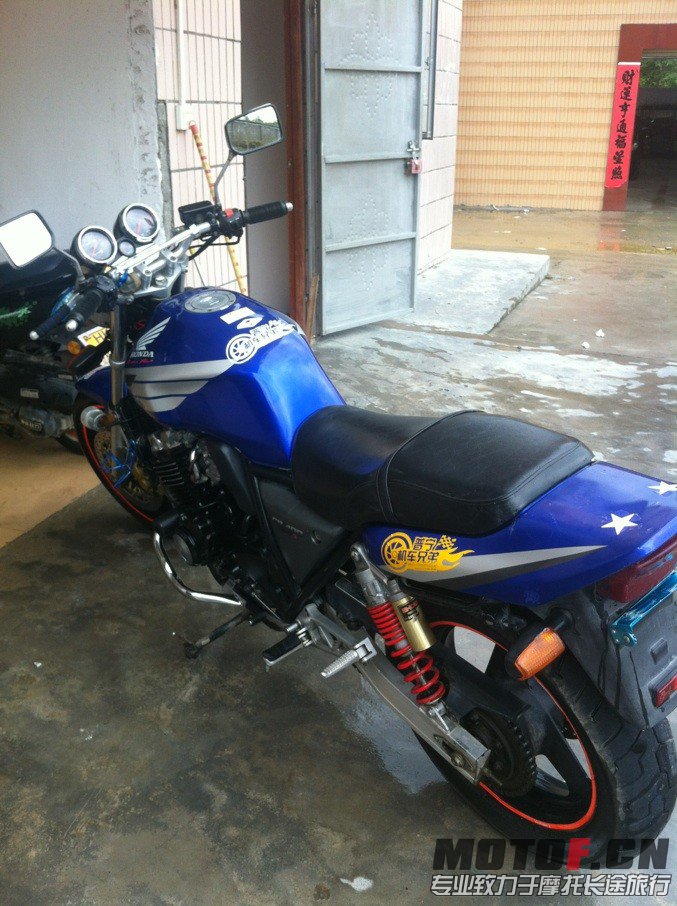 QQ图片20130521160742.jpg
