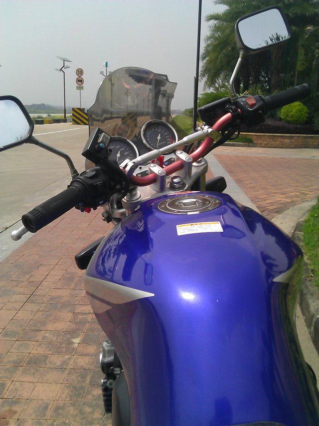 01CB4008.jpg