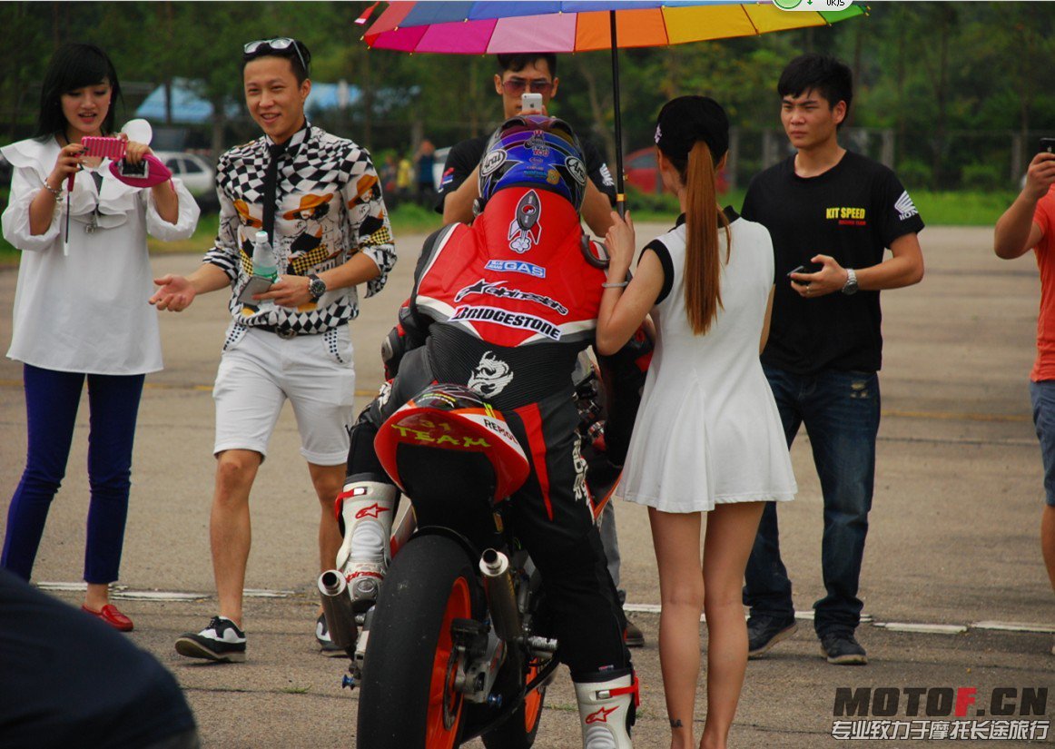 QQ图片20130522141510.jpg
