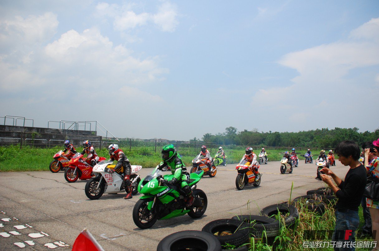 QQ图片20130522144120.jpg