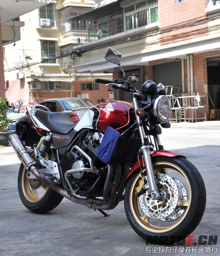 QQ截图20130522134333.jpg