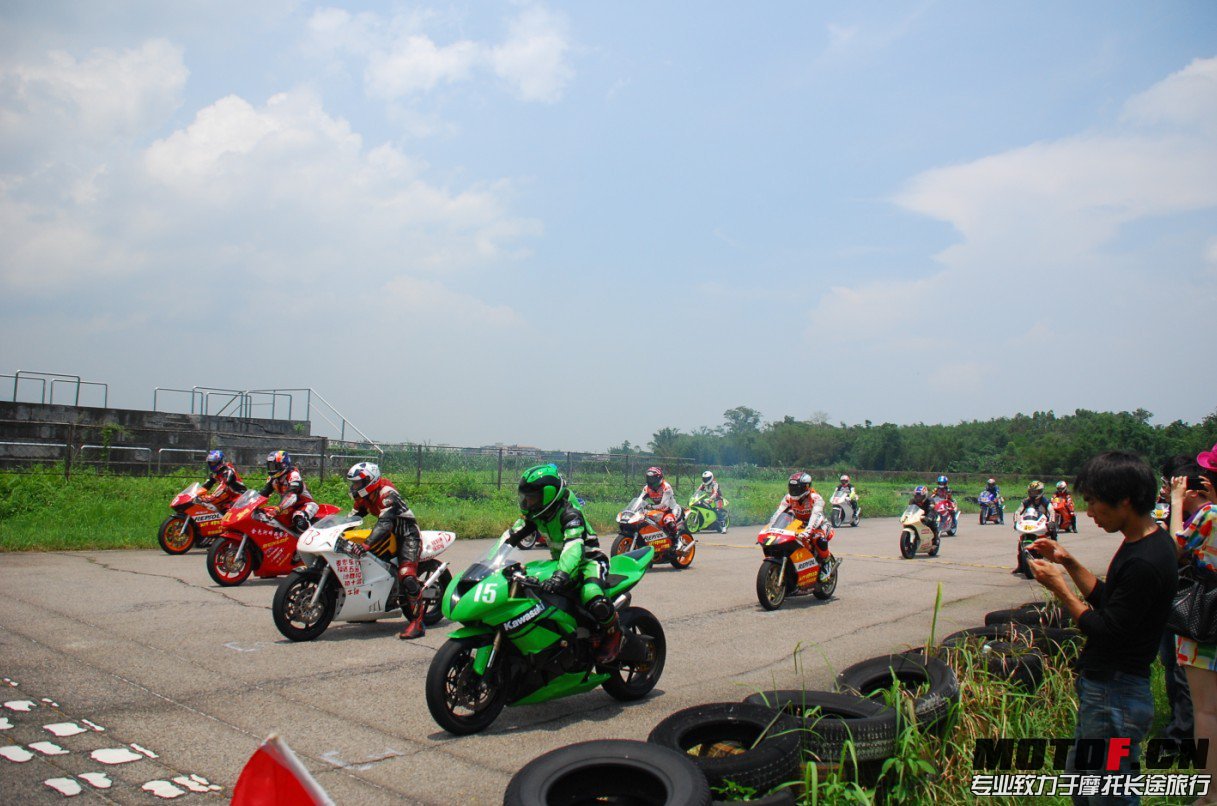 145027pgmkdrdgkmq5522q.jpg