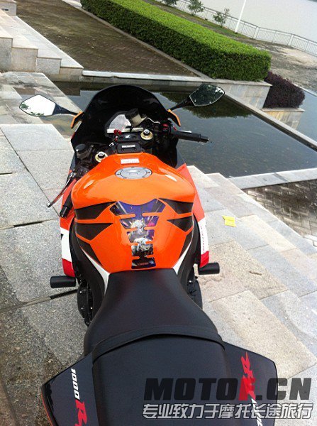 QQ图片20130524012445.jpg