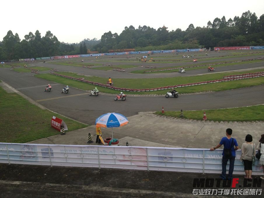 QQ图片20130525185319.jpg