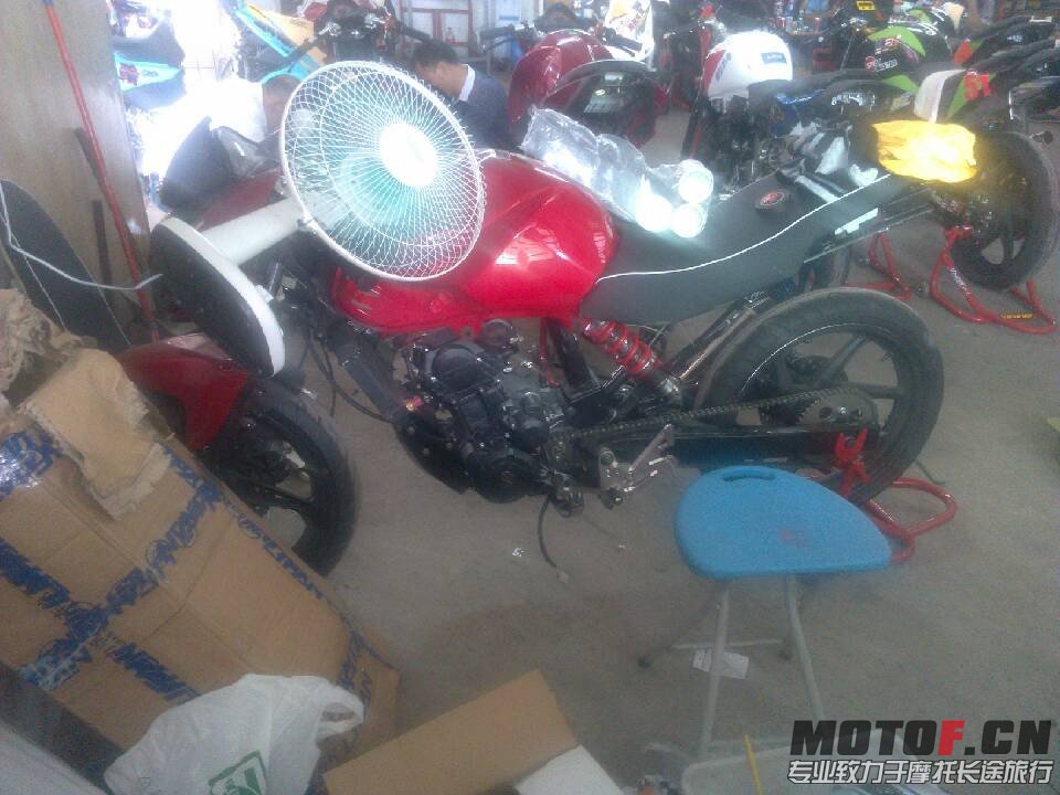 QQ图片20130525185332.jpg