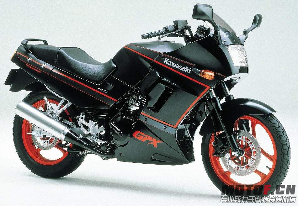Kawasaki GPX250R 87  1.jpg