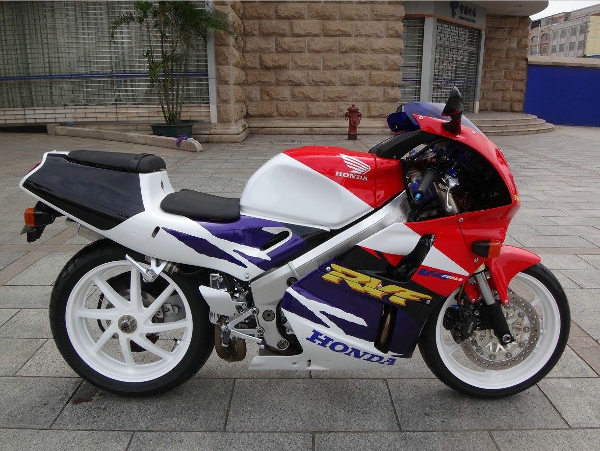 QQ图片20130527080827.jpg