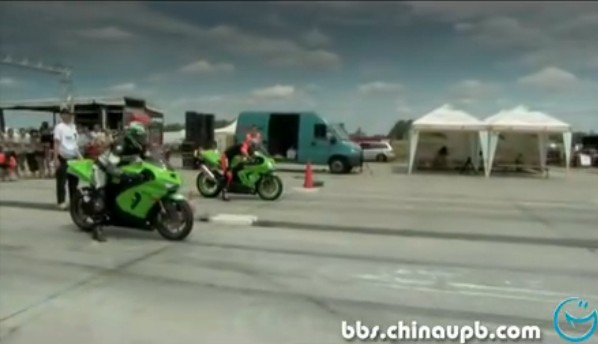 85YK_)W(3WYI@CNAQF5{5YC.jpg