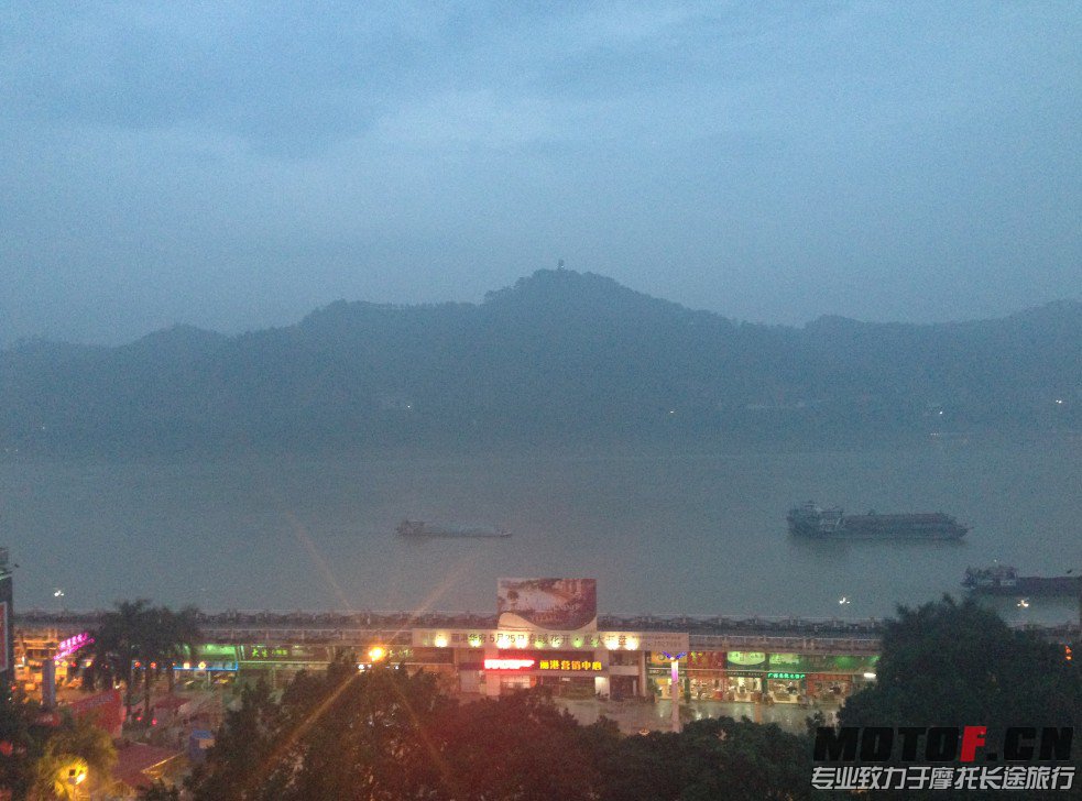 QQ截图20130606222805.jpg
