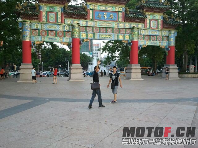 p001.jpg
