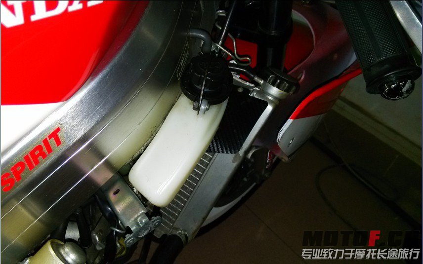 QQ图片20130603173119.jpg