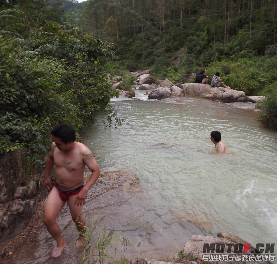 QQ图片20130608205219.jpg