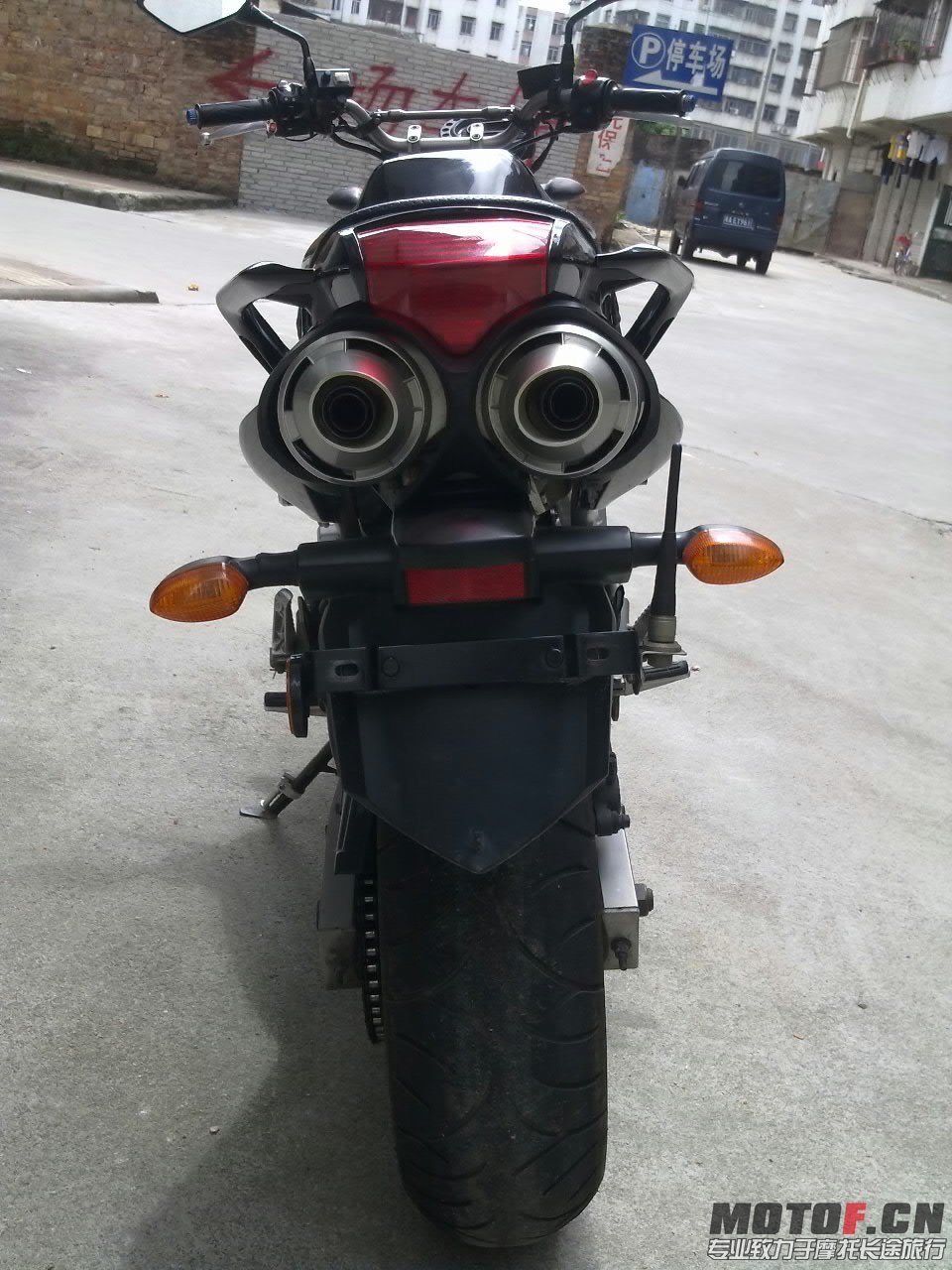 QQ图片20130620123833.jpg