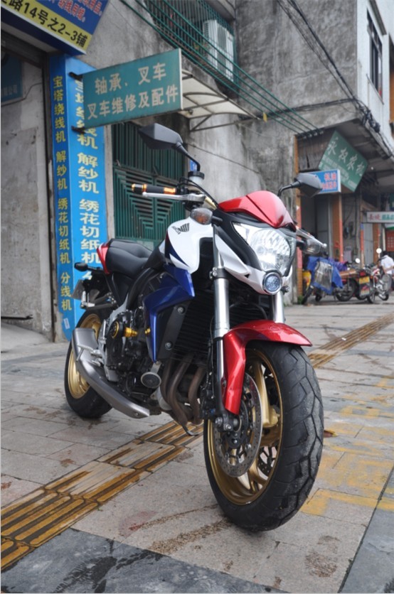 QQ图片20130615165604.jpg