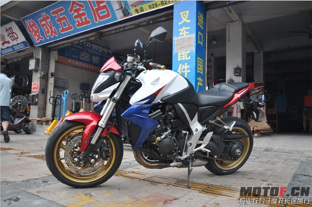 QQ图片20130615165734.jpg