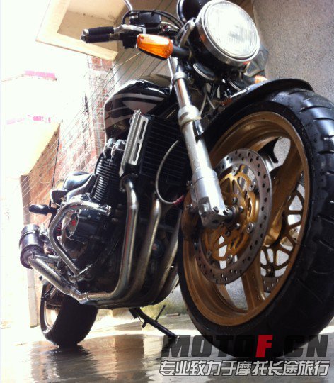 QQ图片20130615233813.jpg