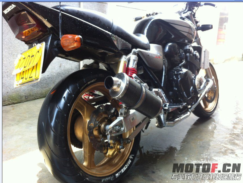 QQ图片20130615233823.jpg