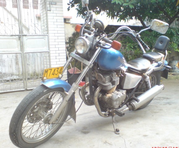 QQ图片20130518193615.jpg