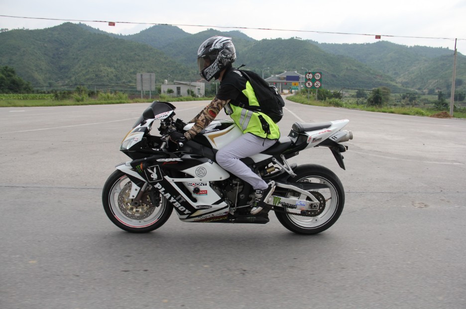 QQ图片20130617230407.jpg