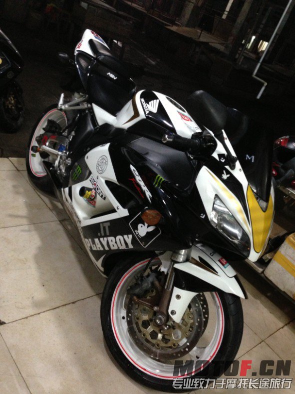 QQ图片20130617230624.jpg