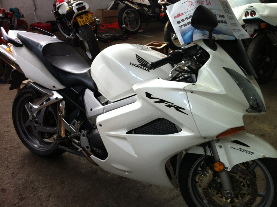 QQ图片20130621222025.jpg