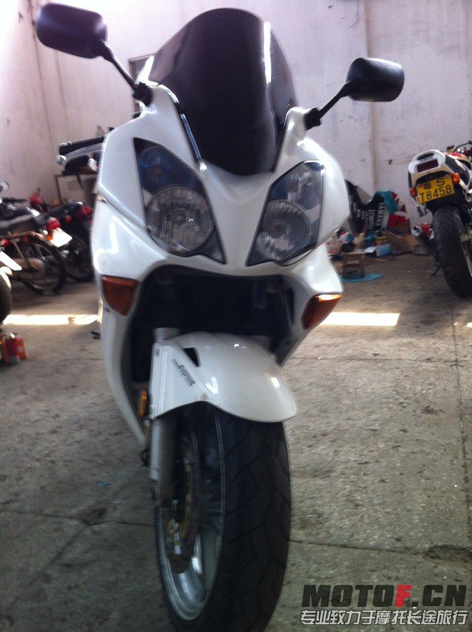 QQ图片20130621222120.jpg