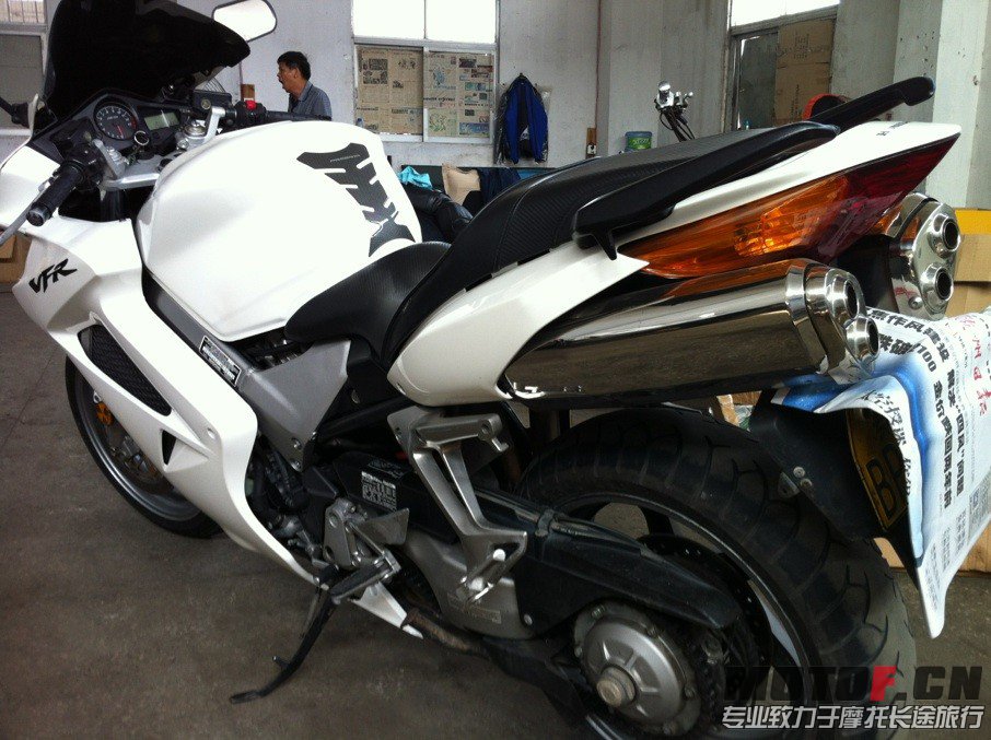QQ图片20130621222138.jpg