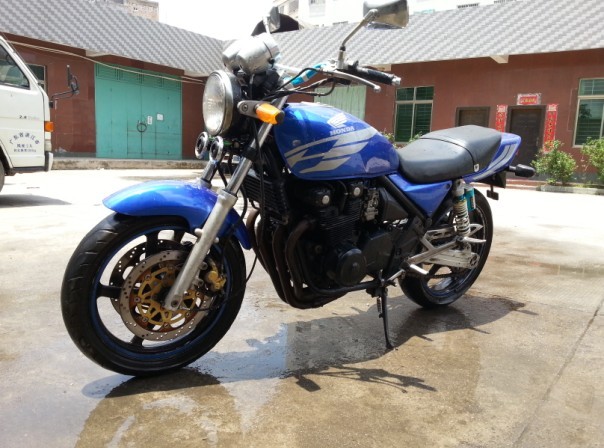 QQ图片20130517222524.jpg