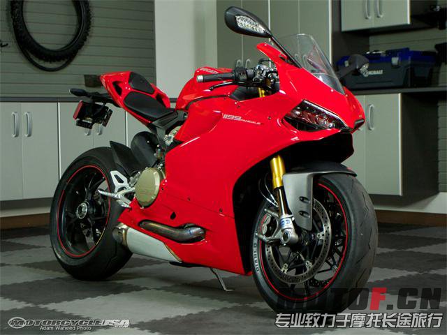 12_Ducati_1199_PanigaleS_18.jpg