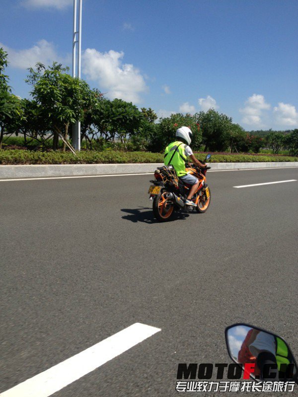 QQ图片20130701170834.jpg