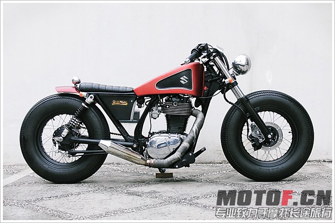 23_04_2013_studio_motors_suzuki_LS650_savage_01.jpg