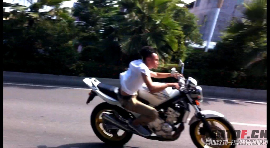 QQ截图20130703181316.jpg