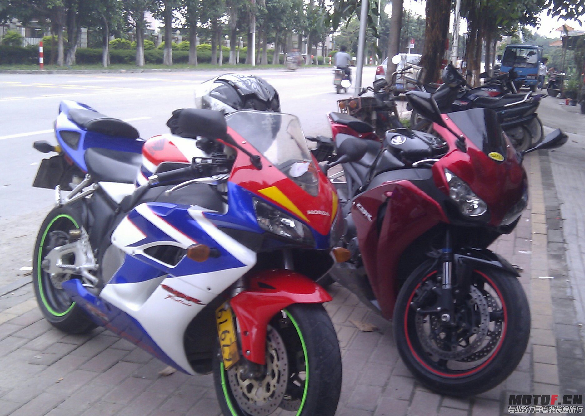 190810ix77cc3c715wf5ys.jpg