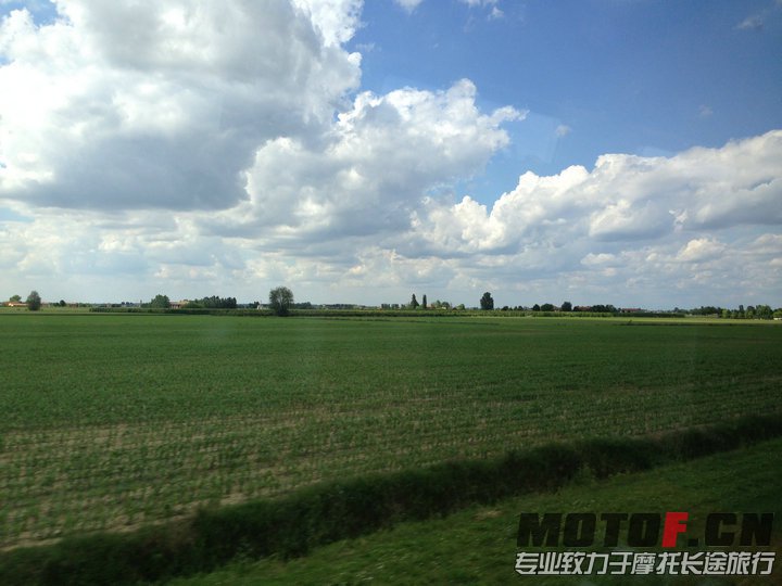 照片 1058.jpg