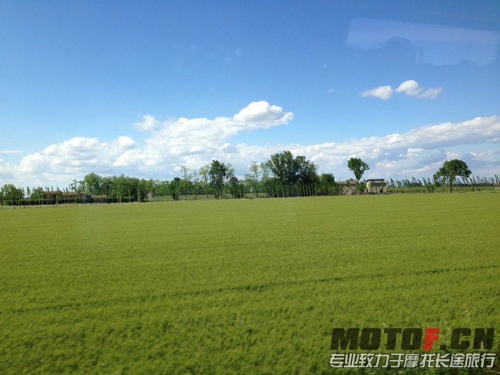 照片 1075.jpg