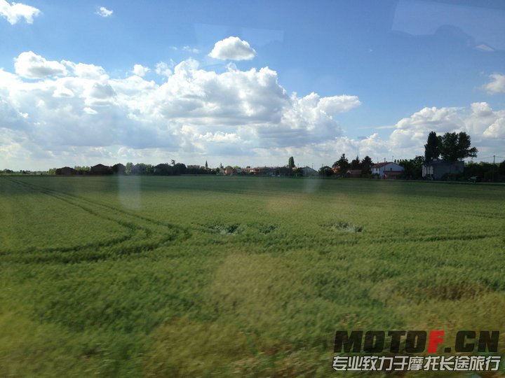 照片 1081.jpg