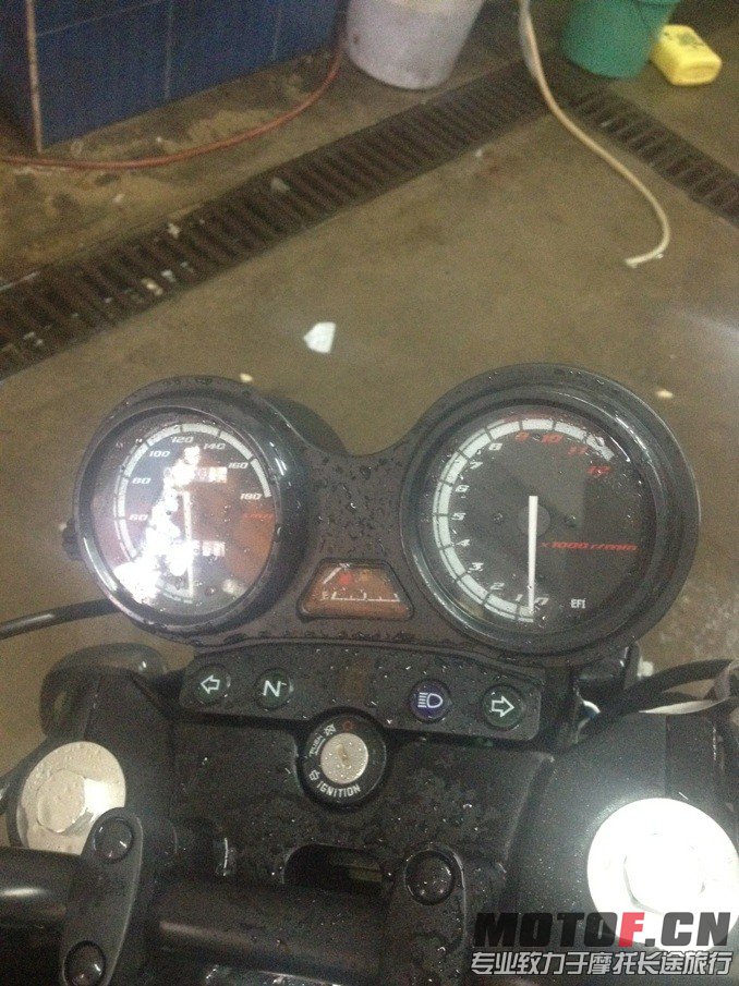 QQ图片20130622025044.jpg