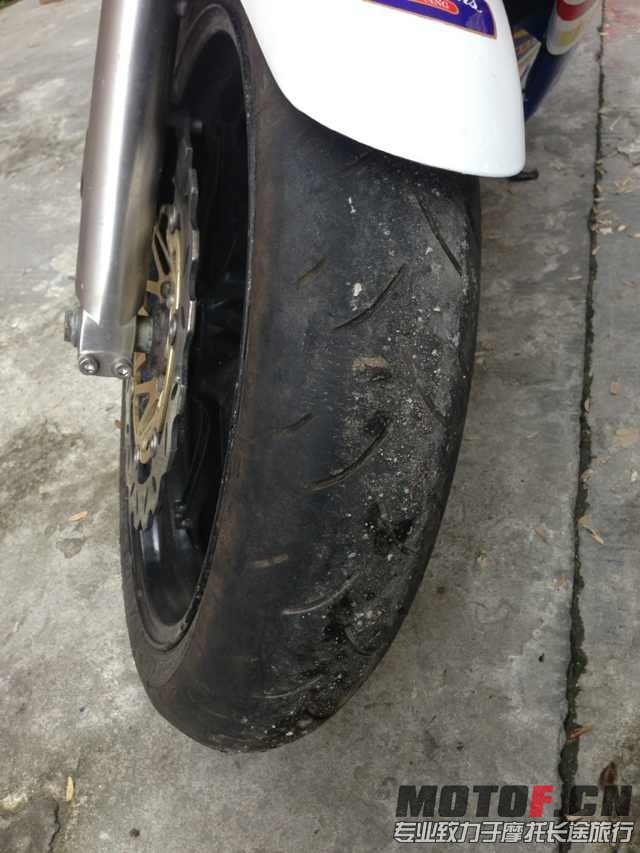 QQ图片20130727125045.jpg
